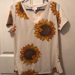 Small lularoe christy t